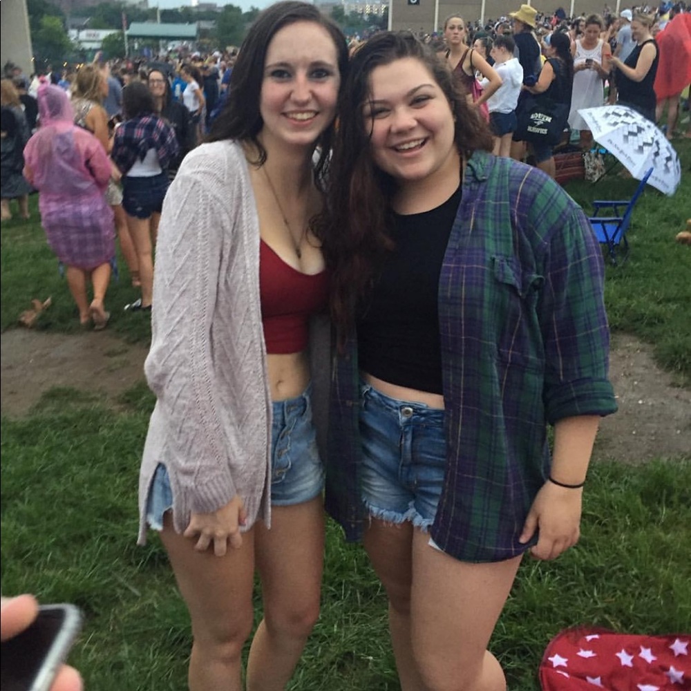 Meet your Posher, Jordyn!